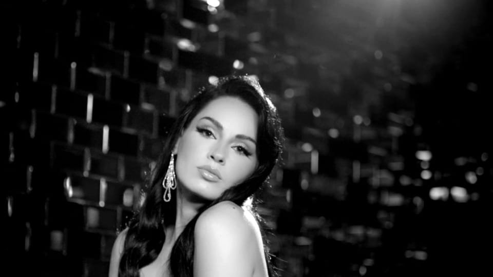 زعلانة عمل غنائي أول للفنانة أريج بأكثر من نصف مليون مشاهدة - صورة مميزة صورة مميزة: زعلانة عمل غنائي أول للفنانة أريج بأكثر من نصف مليون مشاهدة