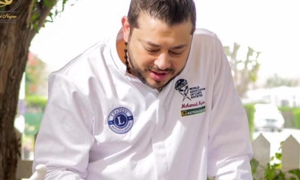 الشيف محمد نجم يقدم ورشة حول فنون الطهي بدعوة من جمعية قصر الطهاة اللبنانية - صورة مميزة صورة مميزة: الشيف محمد نجم يقدم ورشة حول فنون الطهي بدعوة من جمعية قصر الطهاة اللبنانية