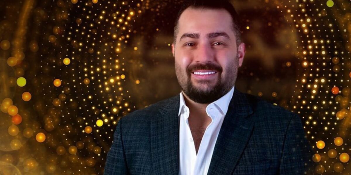 الفنان نائل حزواني يستعد لإطلاق أغنيته الجديدة إنت منيح بتعرفني - صورة مميزة صورة مميزة: الفنان نائل حزواني يستعد لإطلاق أغنيته الجديدة إنت منيح بتعرفني