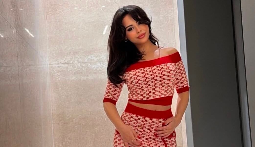 صورة مميزة: الفنانة بيان تدخل عالم الغناء بأول إصدار فني قريبًا