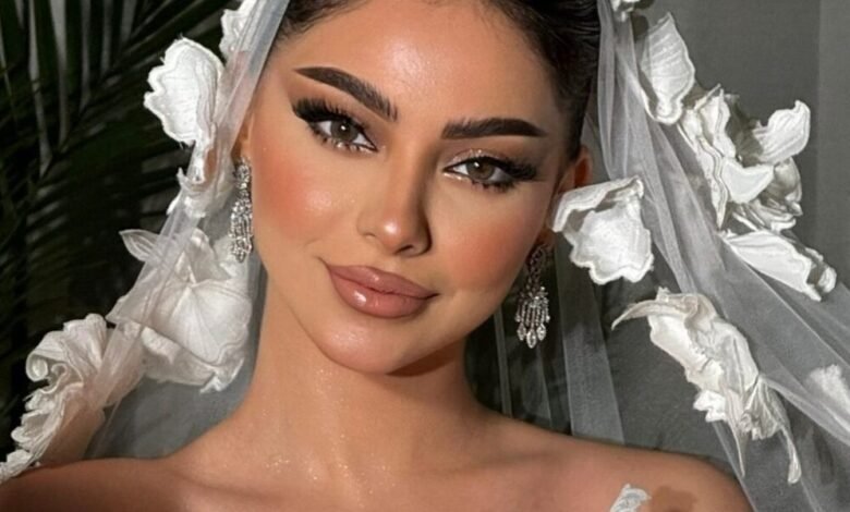 الموديل ساندرا زعيتر تخطف الأنظار في الكويت وتستعد لتصوير جديد في لبنان
