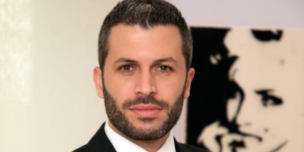 تجميل الذقن باستخدام الفيلر مع الدكتور جورج زيادة
