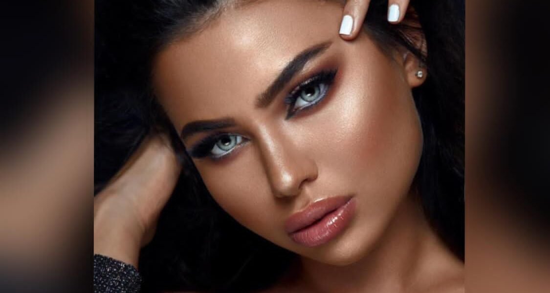 صورة مميزة: خبيرة المكياج مايا قواس تهدف لإطلاق علامتها التجارية الة بالمكياج مستقبلاً