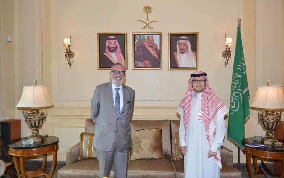 سفير خادم الحرمين الشريفين في لبنان يستقبل سفير مملكة بلجيكا - صورة مميزة صورة مميزة: سفير خادم الحرمين الشريفين في لبنان يستقبل سفير مملكة بلجيكا