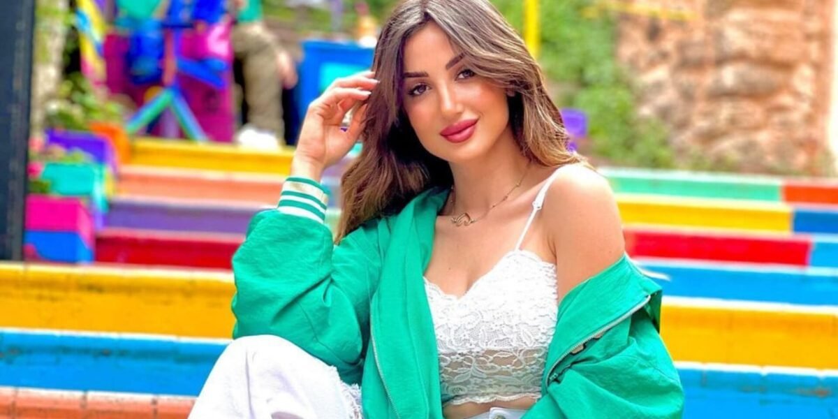 عارضة الأزياء جوانا مسعد جلسات تصويرية دائمة للعلامات التجارية